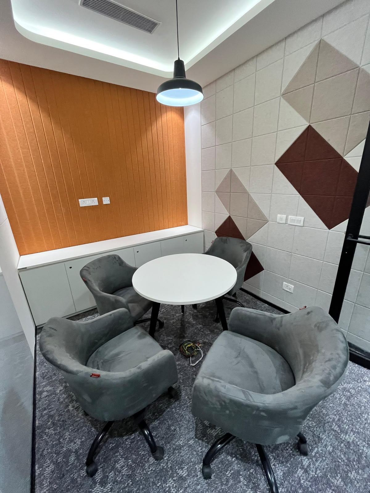 Ultragenic office interior by Global Green, view 10